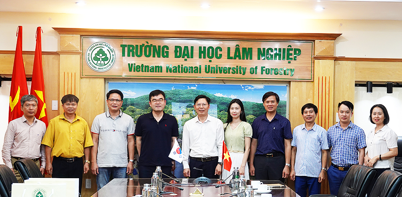 AfoCO khảo sát địa điểm